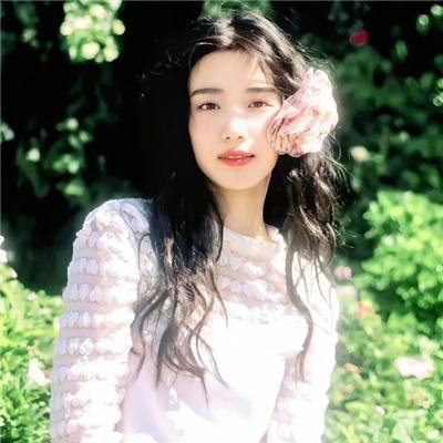 不装了,我比英雄还强
